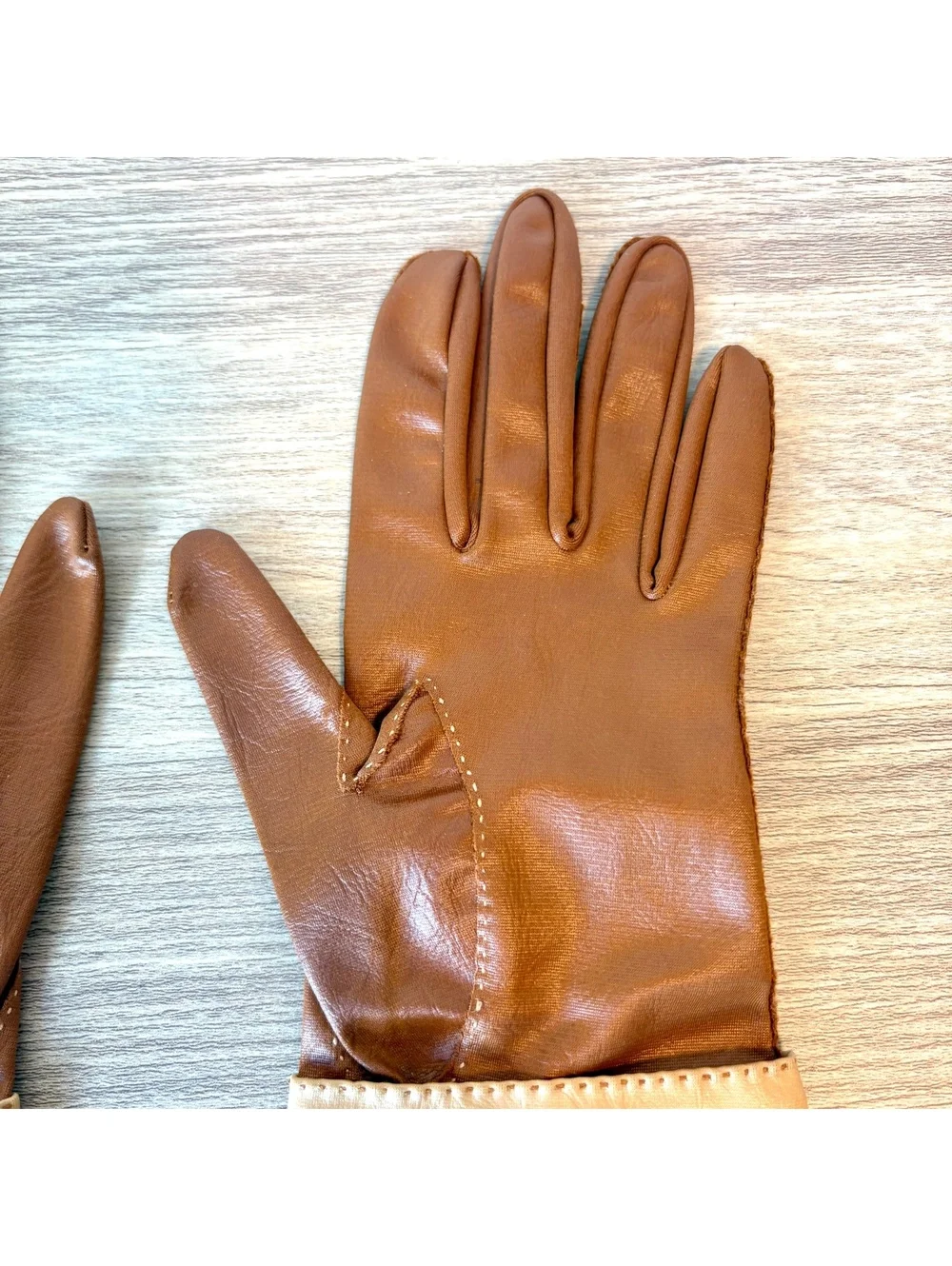 Vintage Hansen Vanalon Brown Cream Wrist Gloves Buckle Trim Size 7.5 Mid Century